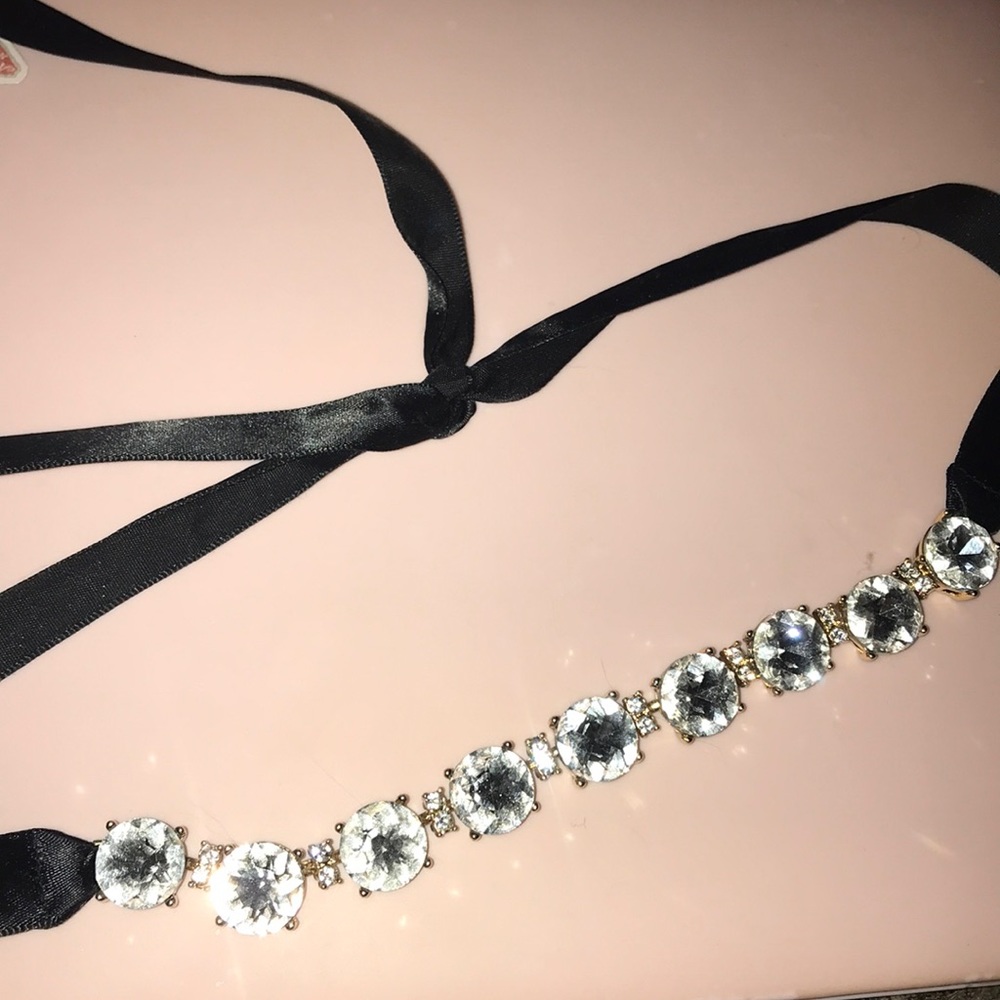 Crystal/ribbon necklace